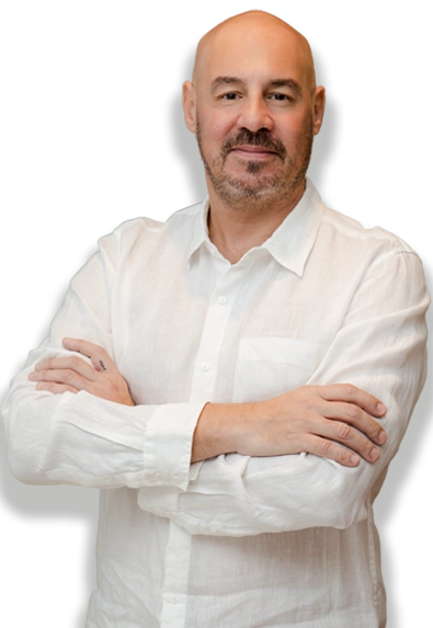 Foto Dr Daniel Marun de camiseta branca social